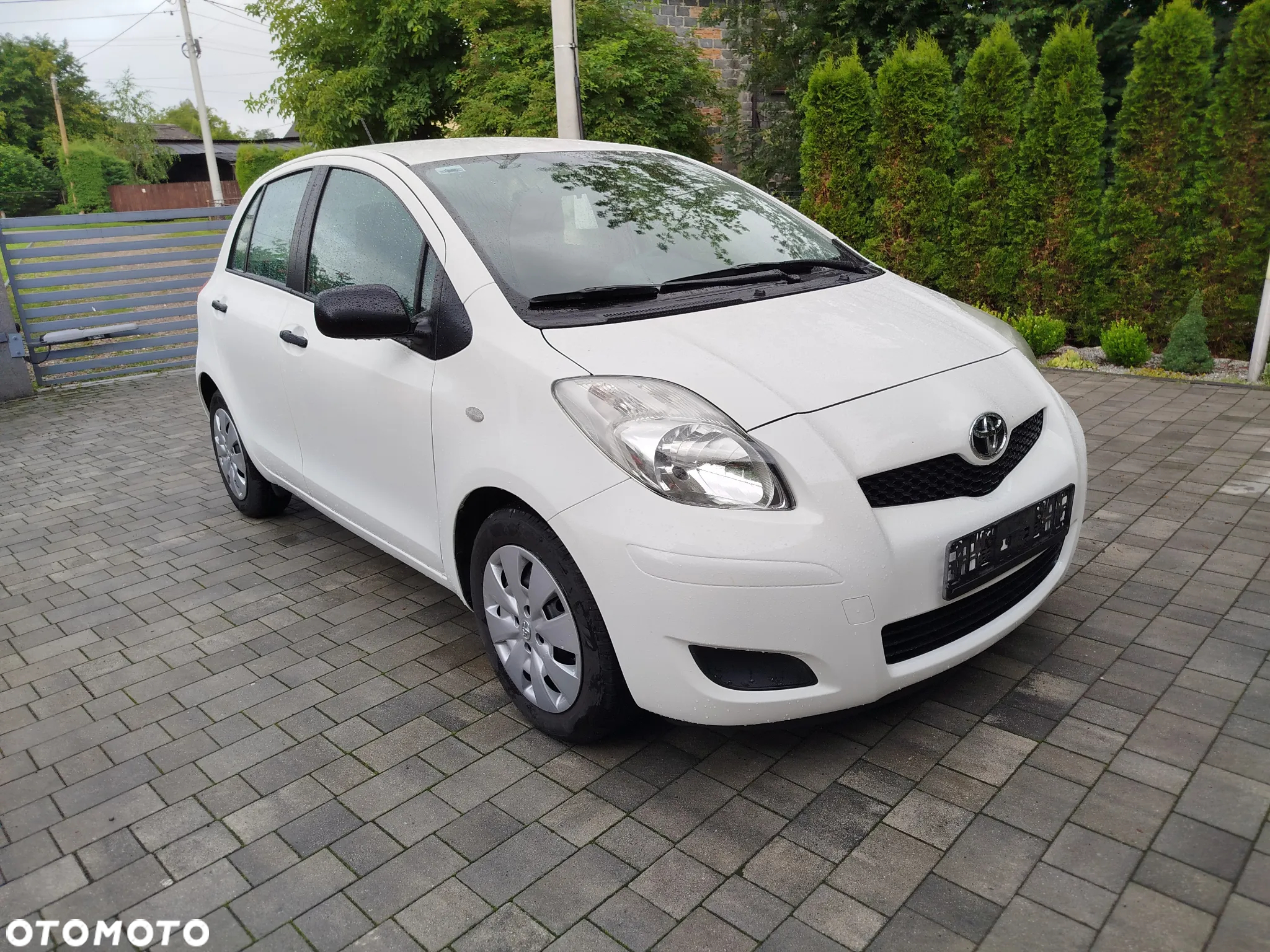 Toyota Yaris 1.33 Luna - 2