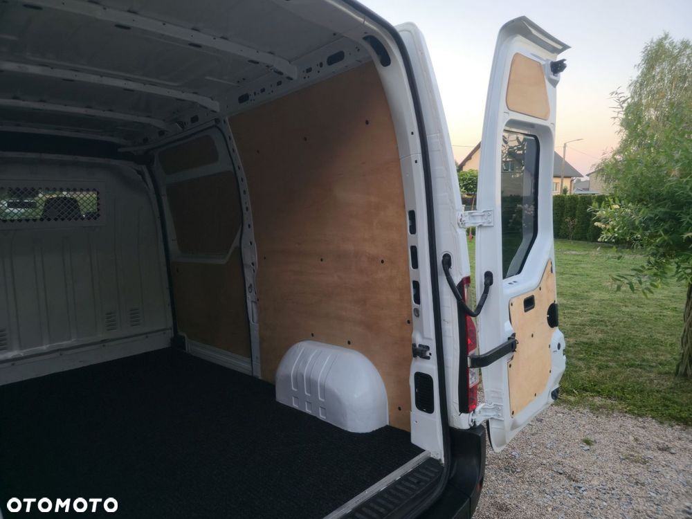 Renault Master - 24