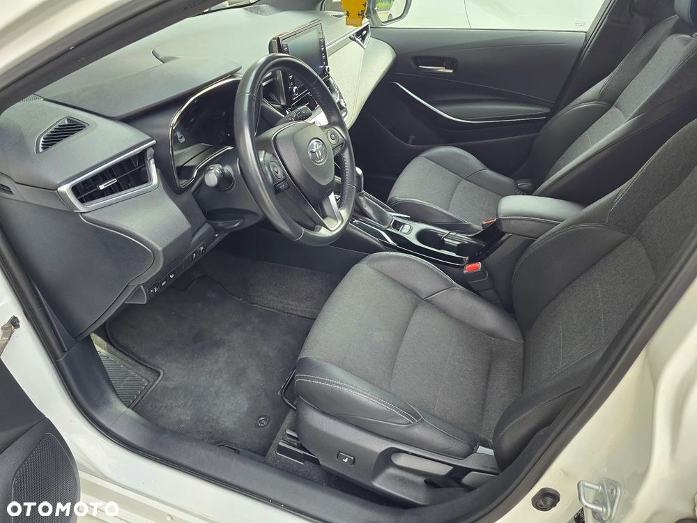 Toyota Corolla 1.8 Hybrid Comfort - 10