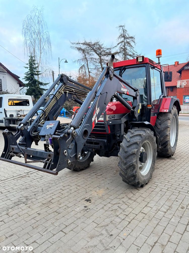 Case IH 4240 - 7