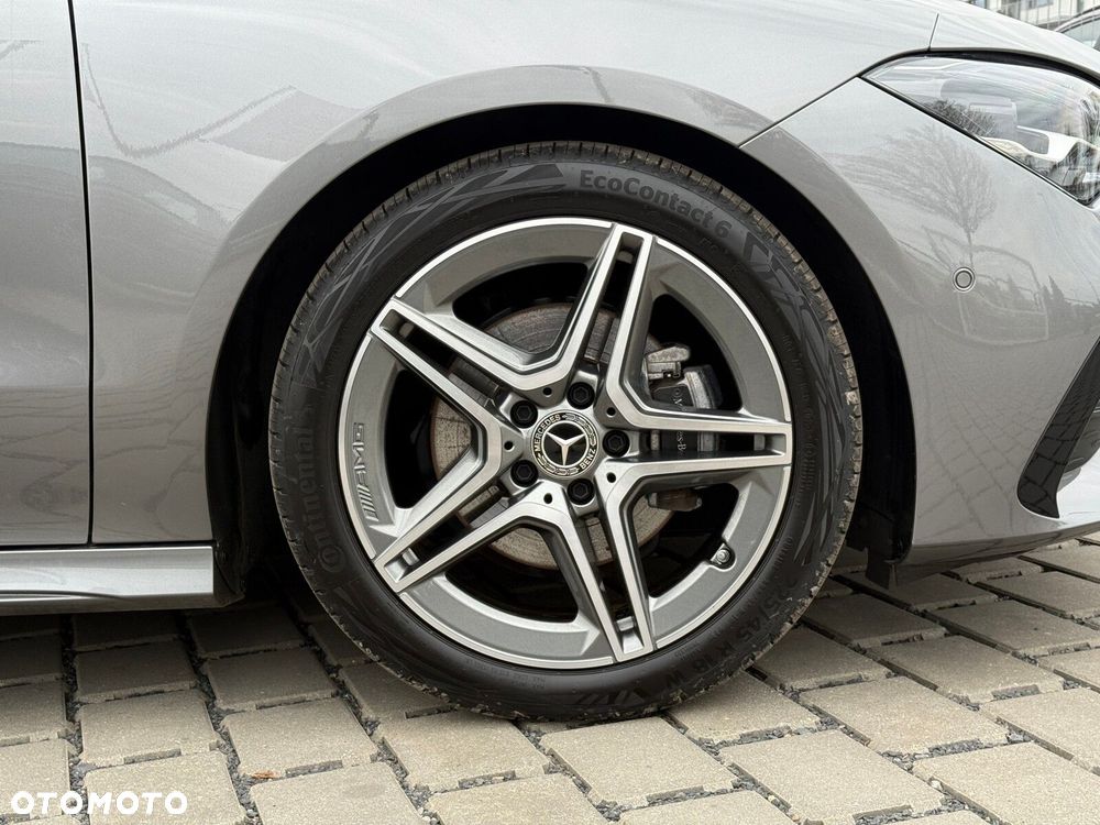 Mercedes-Benz CLA - 10