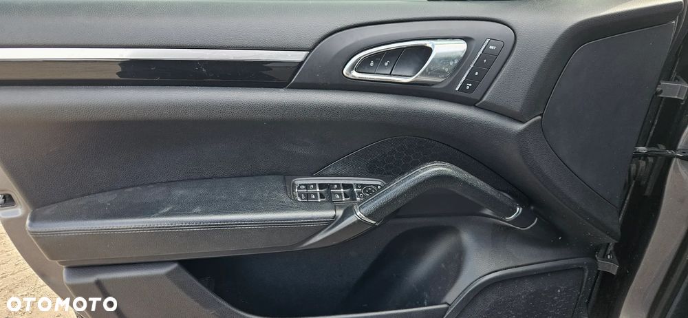 Porsche Cayenne GTS Tiptronic S - 16