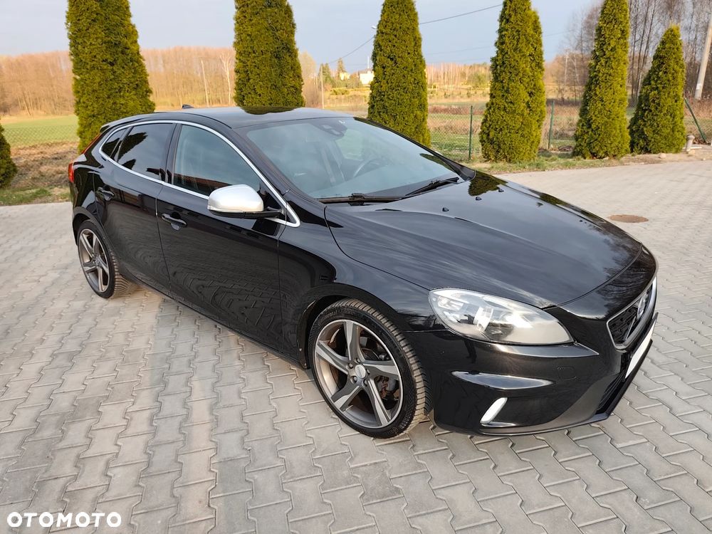 Volvo V40 D2 R Design - 6