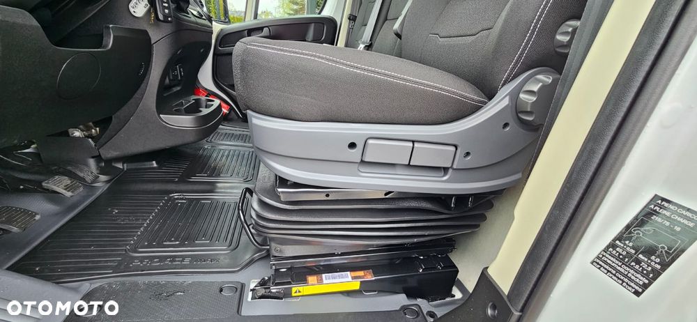 Toyota Proace MAX - 8