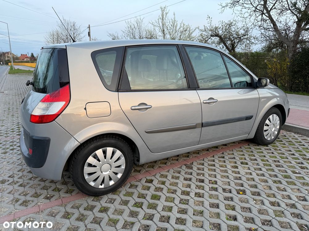 Renault Scenic - 3