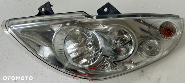 RENAULT MASTER III MOVANO B LAMPA PRAWY PRZÓD PRZEDNIA