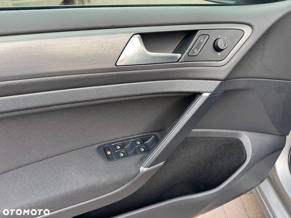 Volkswagen Golf 1.4 TSI United - 21