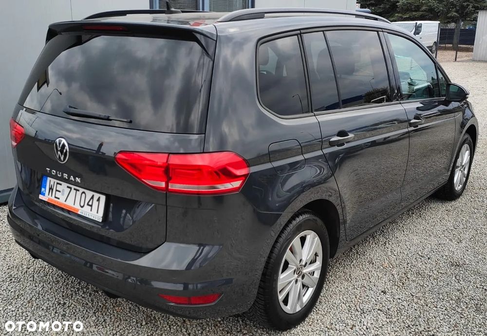 Volkswagen Touran 1.5 TSI EVO Comfortline DSG - 4