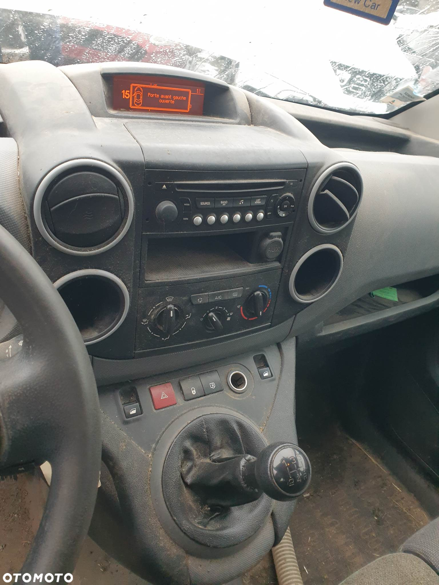 Citroën BERLINGO  1.6 EHDI  2017 ROK - 14