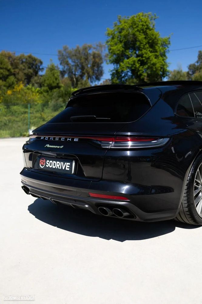 Porsche Panamera Sport Turismo 4 E-Hybrid Platinum Edition - 40