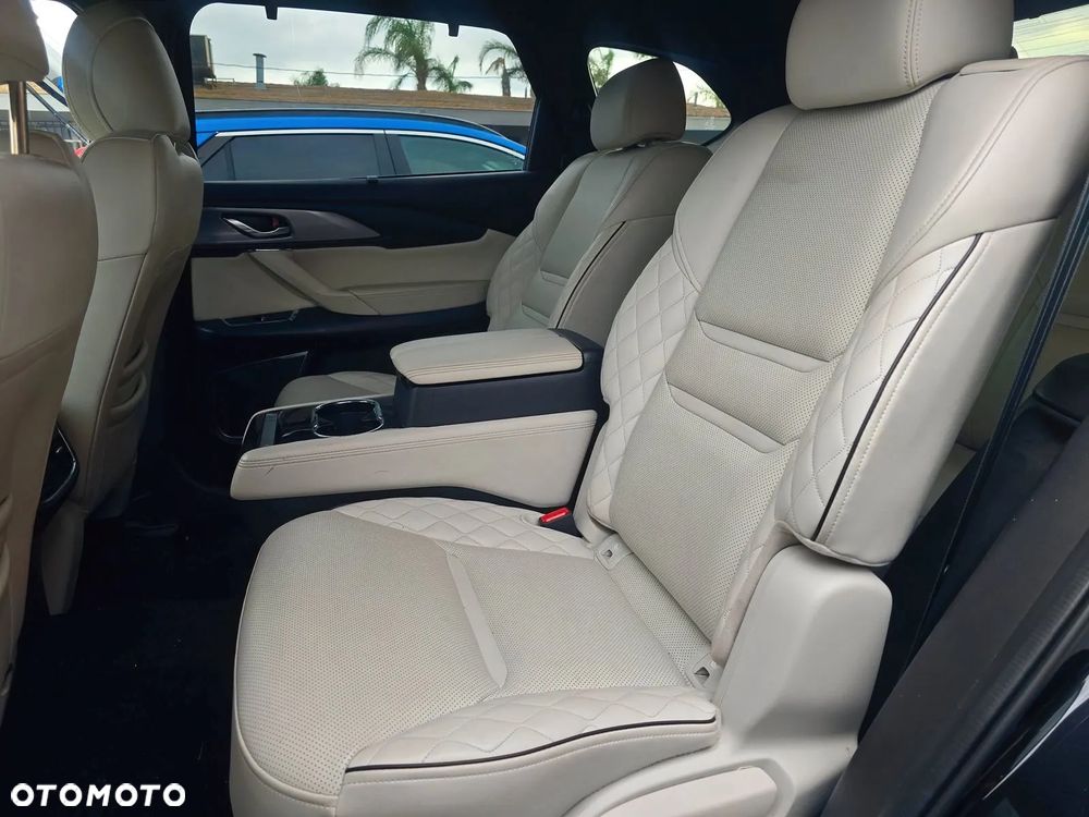 Mazda CX-9 - 14