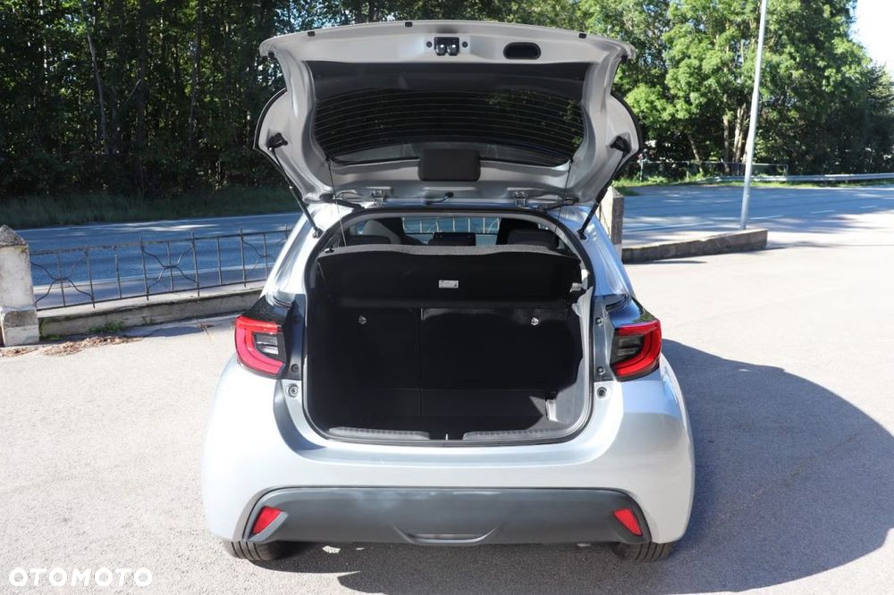 Toyota Yaris Hybrid 1.5 Selection Style - 7