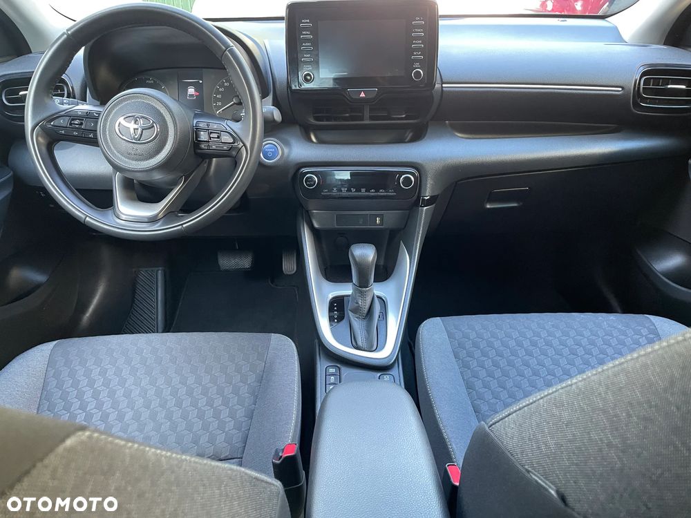 Toyota Yaris - 25