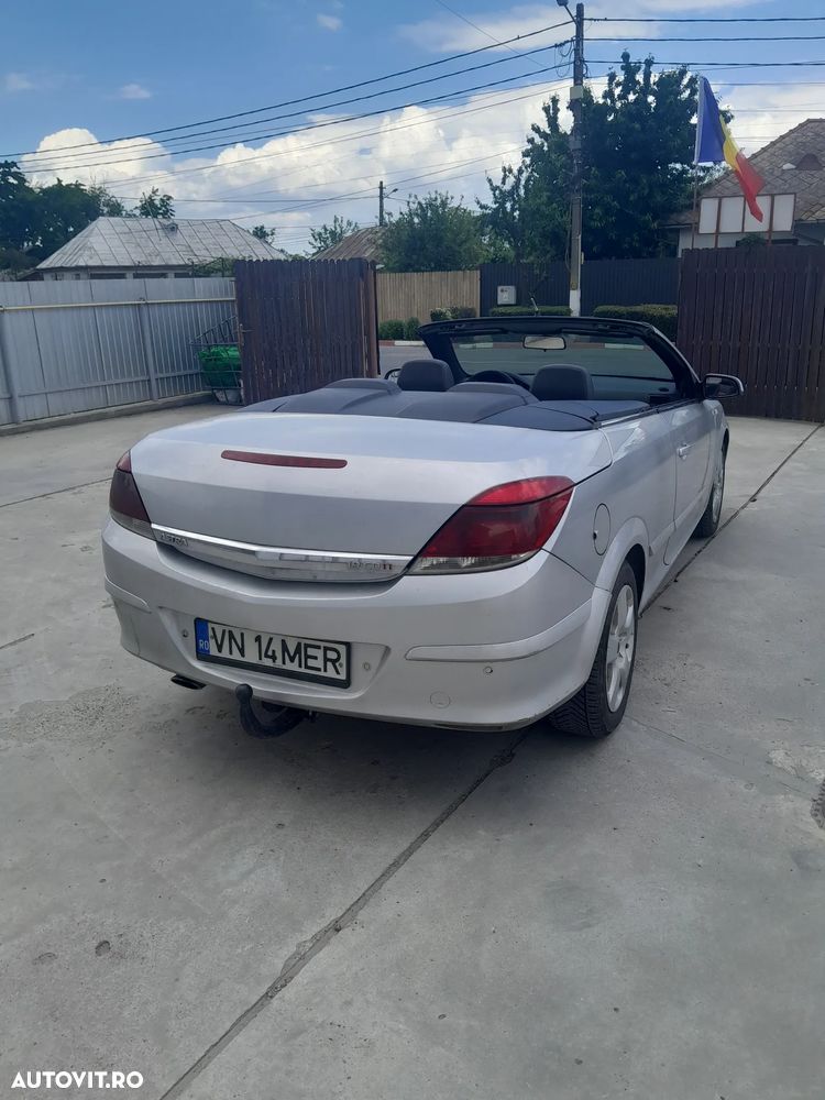 Opel Astra 1.9 CDTI Cosmo - 8