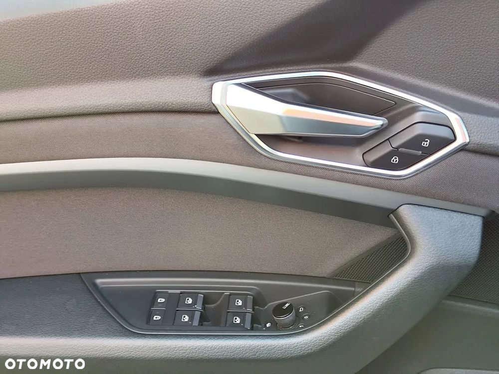 Audi e-tron 50 Quattro - 16