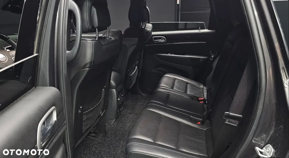 Jeep Grand Cherokee - 10