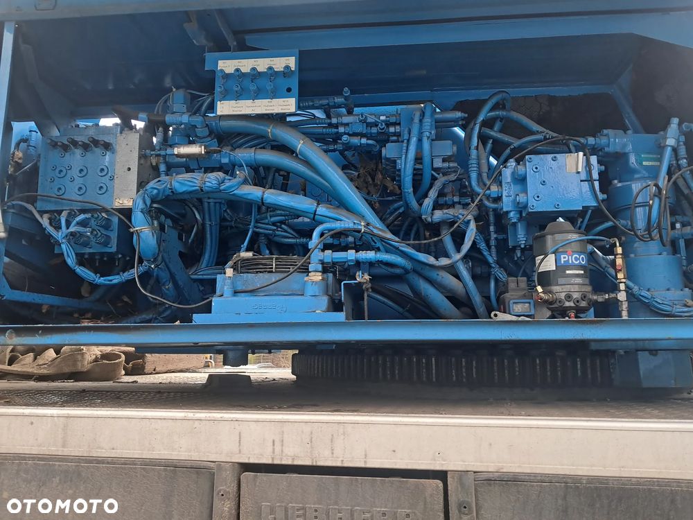 Liebherr LTM 1055/1 - 6