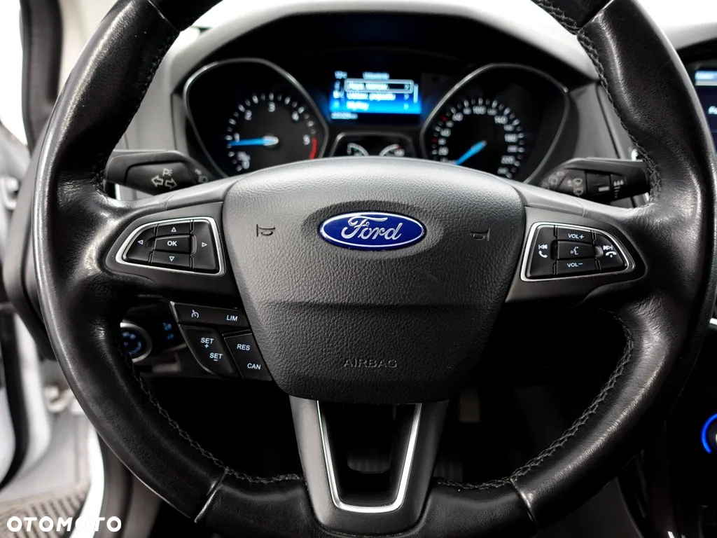 Ford Focus 2.0 TDCi Titanium ASS - 19