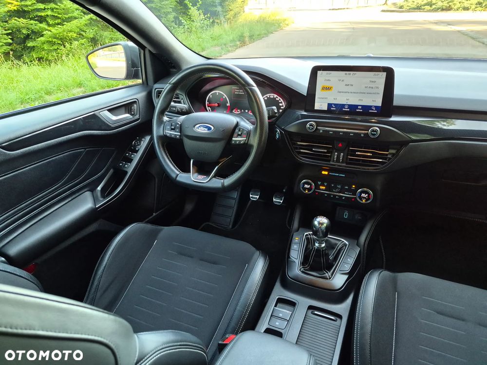 Ford Focus 2.0 EcoBlue ST - 10