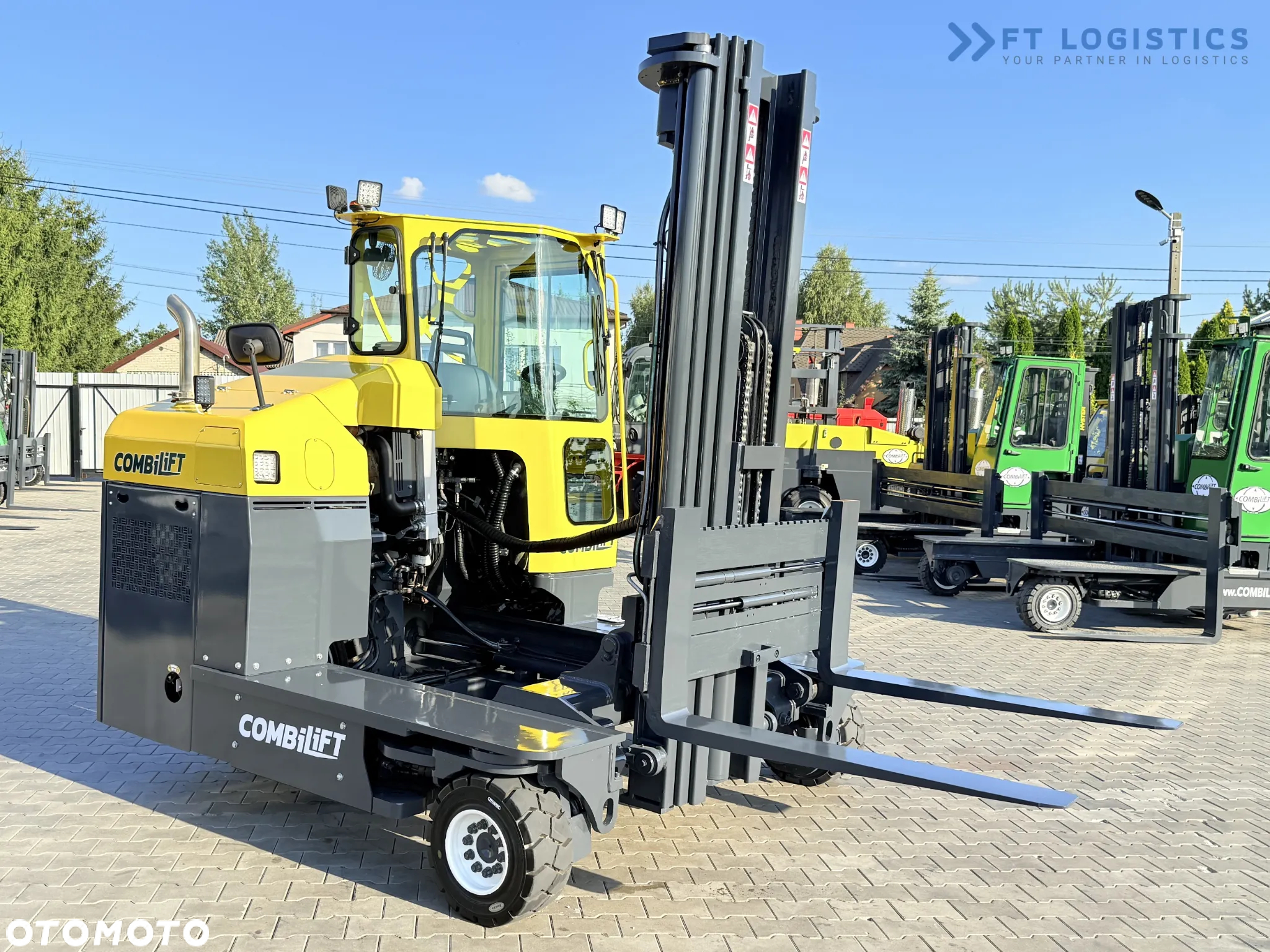 Combilift C5000 / DIESEL / TRIPLEX 6000MM / WOLNY SKOK / POZYCJONER WIDEŁ / WBUDOWANA WAGA / OGRZEWANIE / PEŁNA KABINA / STAN IDEALNY / zeroka oferta wózków czterokierunkowych i bocznych, dopasowanych do różnorodnych potrzeb i zastosowań - 14