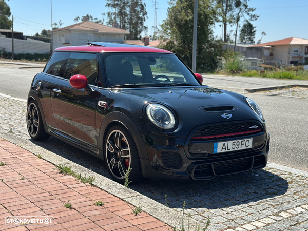 MINI 3 Portas John Cooper Works Auto Desportiva