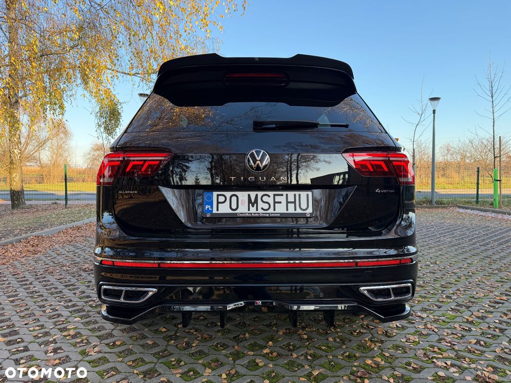 Volkswagen Tiguan 2.0 TDI SCR 4MotION DSG R-Line - 14