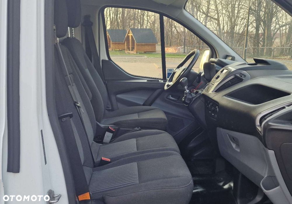 Ford Transit Custom - 18
