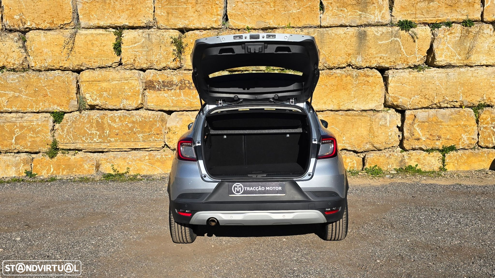 Renault Captur - 51