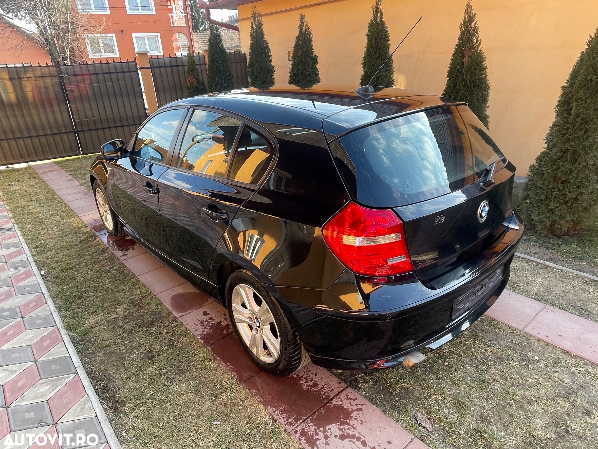 BMW Seria 1 118d DPF - 15