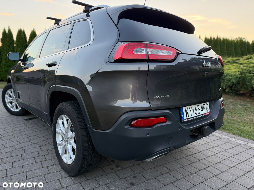Jeep Cherokee - 3