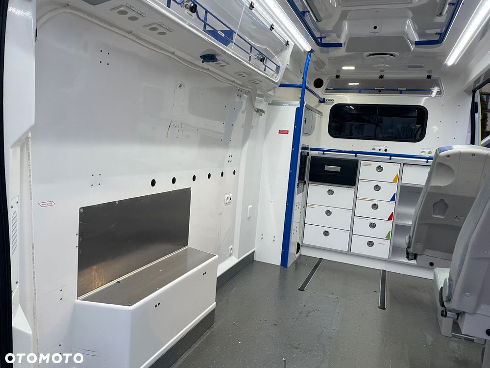 Fiat Ducato Ambulans Karetka Camper Maxxi FULLL XXXXL - 34