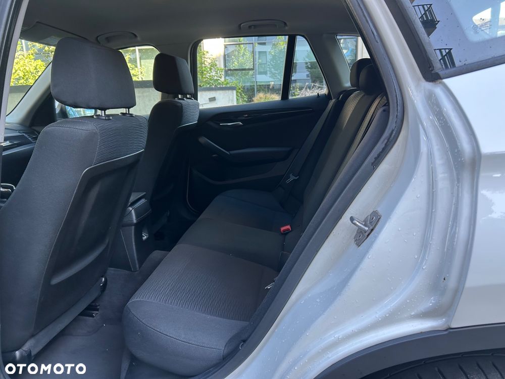 BMW X1 sDrive18d - 15