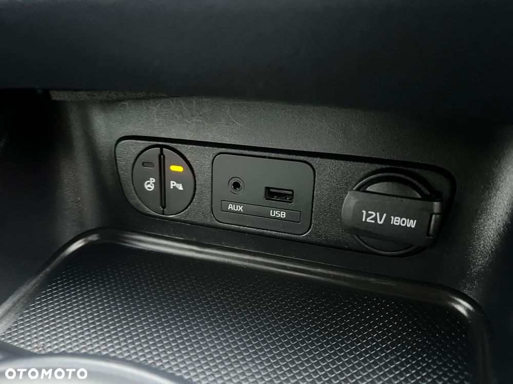 Kia Sportage 1.6 GDI L 2WD - 17