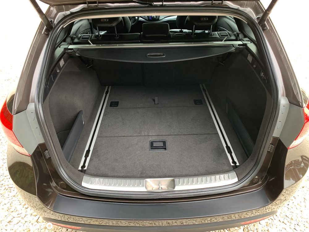 Hyundai i40 1.7 CRDi BlueDrive Premium DCT - 37
