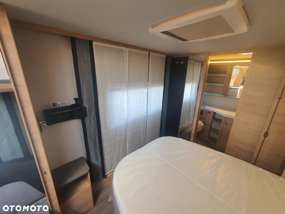 KNAUS SUDWIND 650 PXB BLACK SELECTION - 22