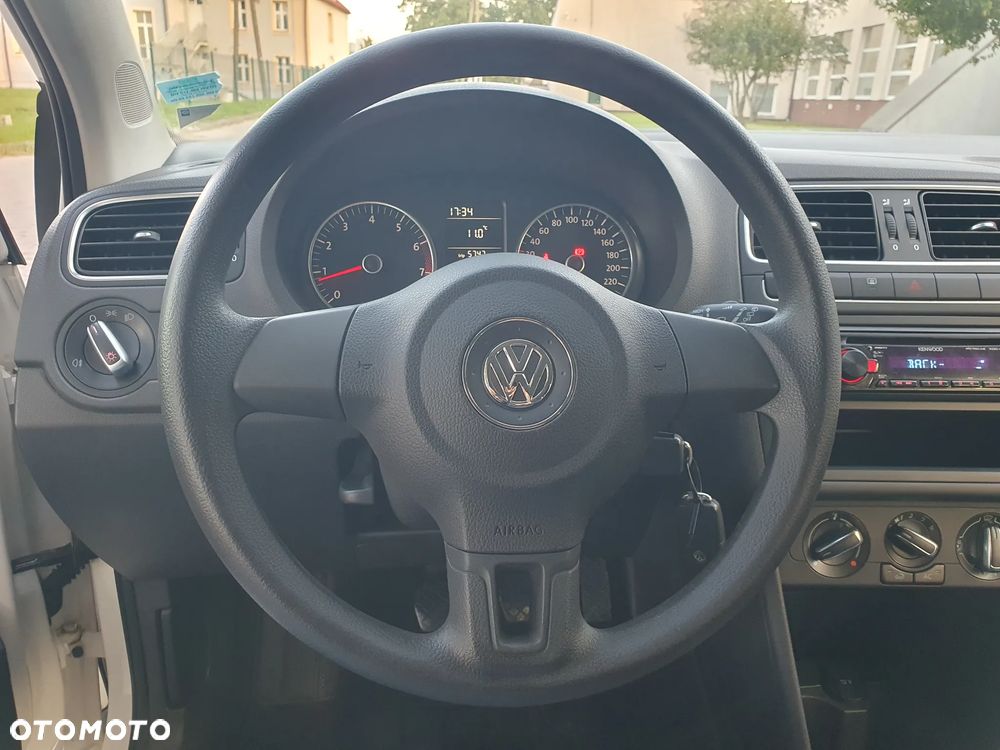 Volkswagen Polo 1.4 Comfortline - 16