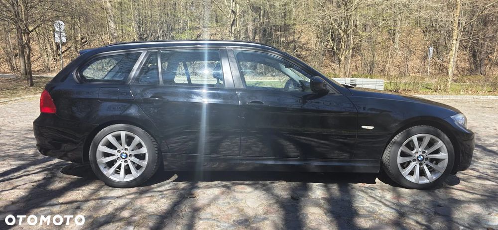 BMW Seria 3 318i - 3