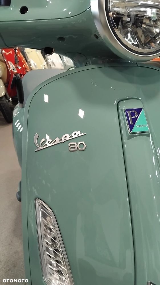 Vespa Primavera - 2