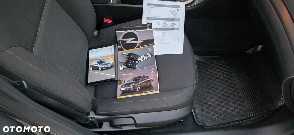 Opel Insignia 1.6 - 11
