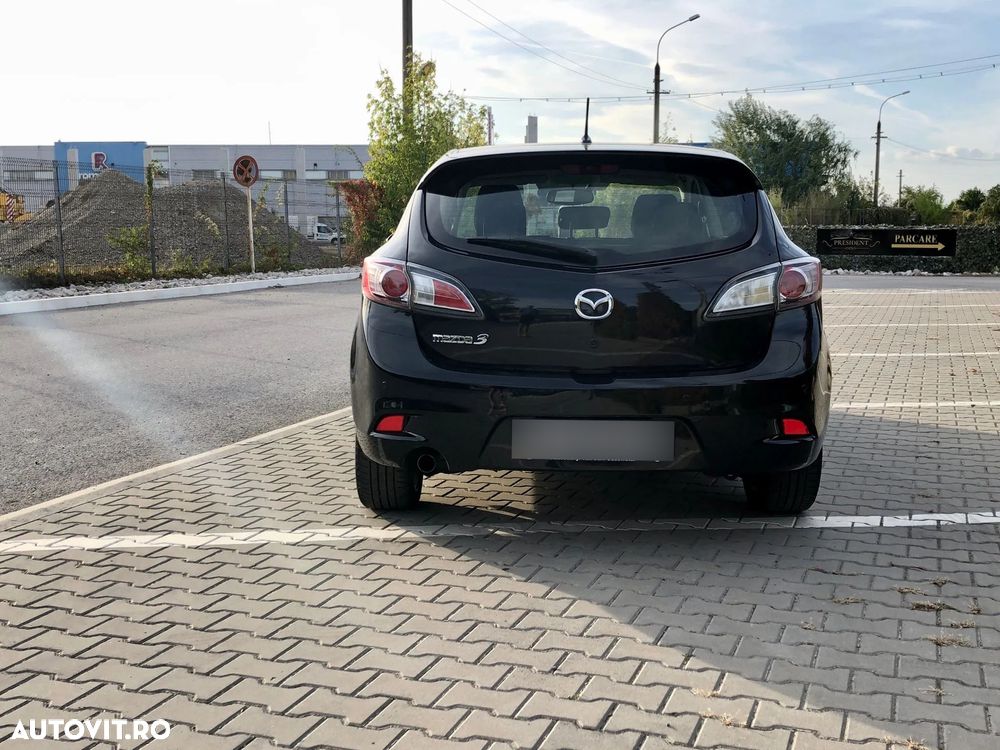 Mazda 3 - 5