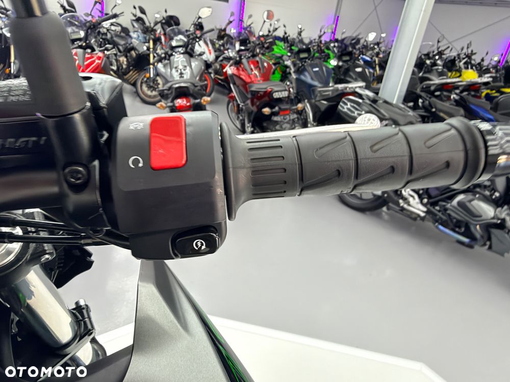 Kawasaki Z 650 - 33