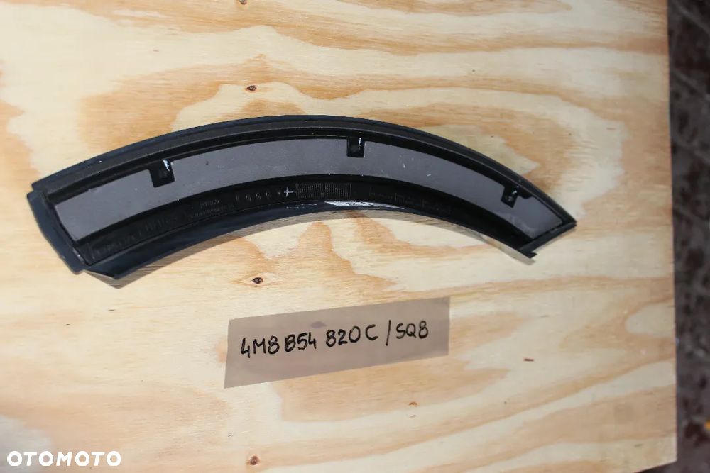LISTWA OSŁONA PRAWA BŁOTNIKA AUDI SQ8 Q8 S-LINE 4M8854820C 2020 - 3