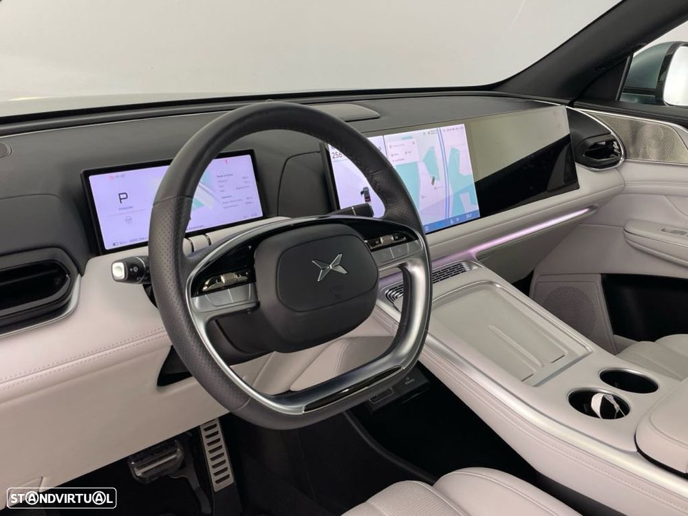 Xpeng G9 98 kWh AWD Performance + Gancho de Reboque - 15