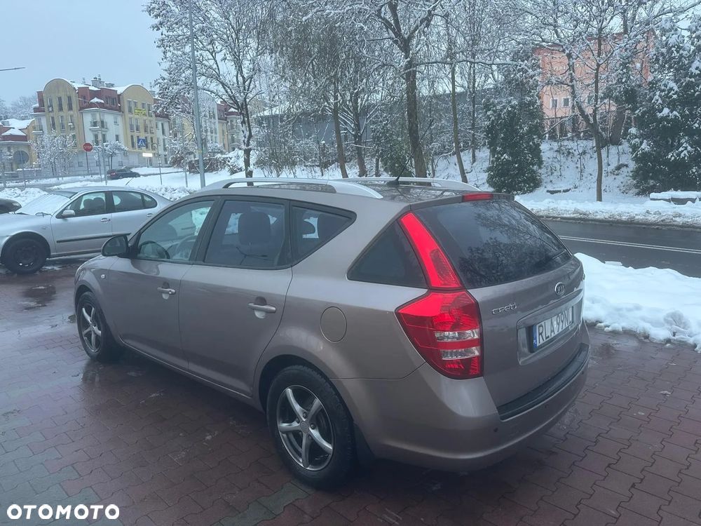 Kia Ceed 1.6 Crdi Comfort - 3