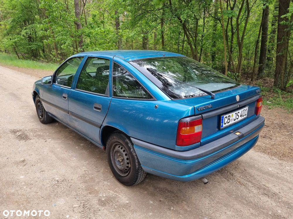 Opel Vectra 1.6 GL - 3