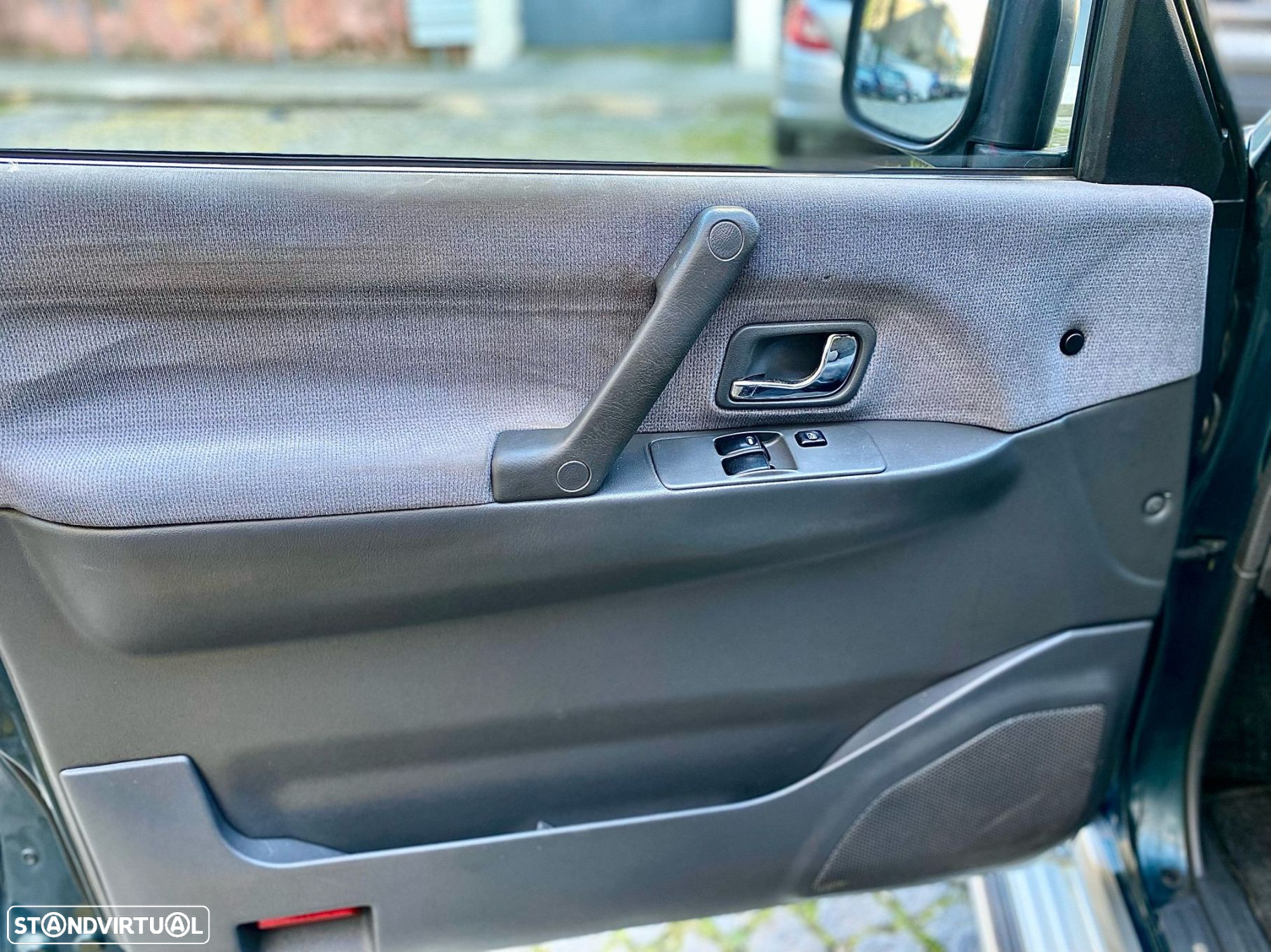 Mitsubishi Pajero 2.8 TD GLS - 16