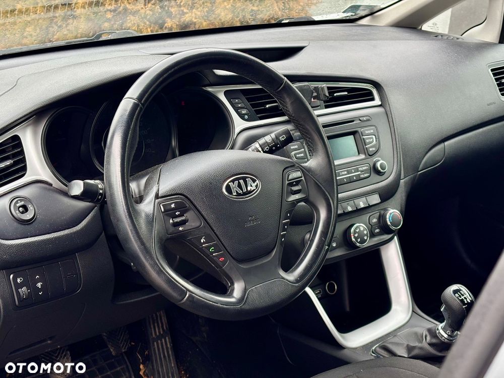 Kia Ceed 1.6 CRDi M - 5