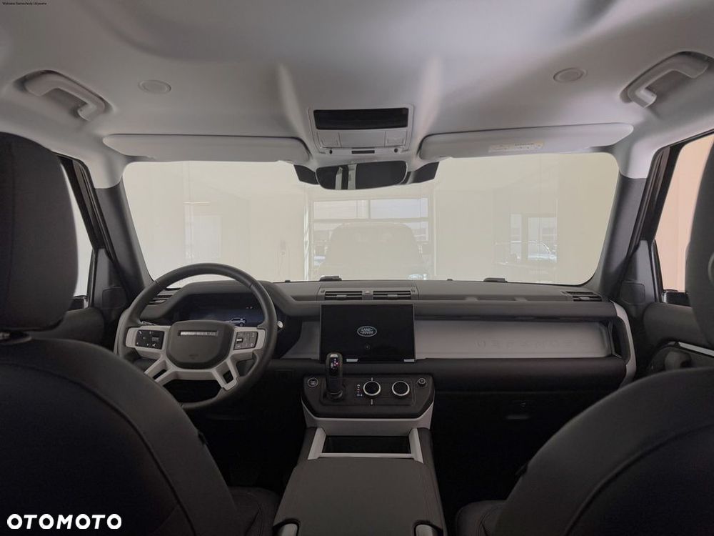 Land Rover Defender - 3