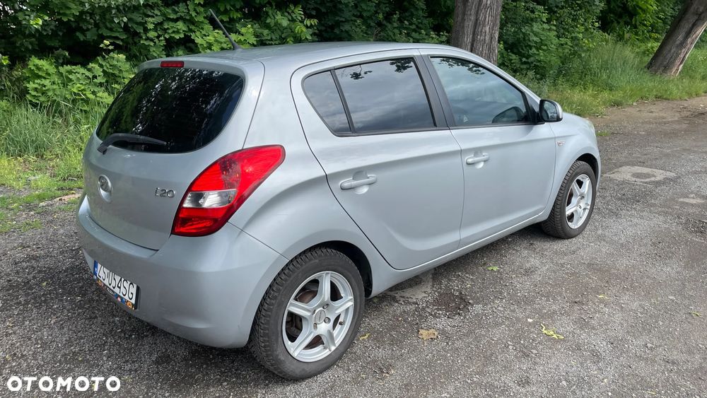 Hyundai i20 1.2 Classic - 10