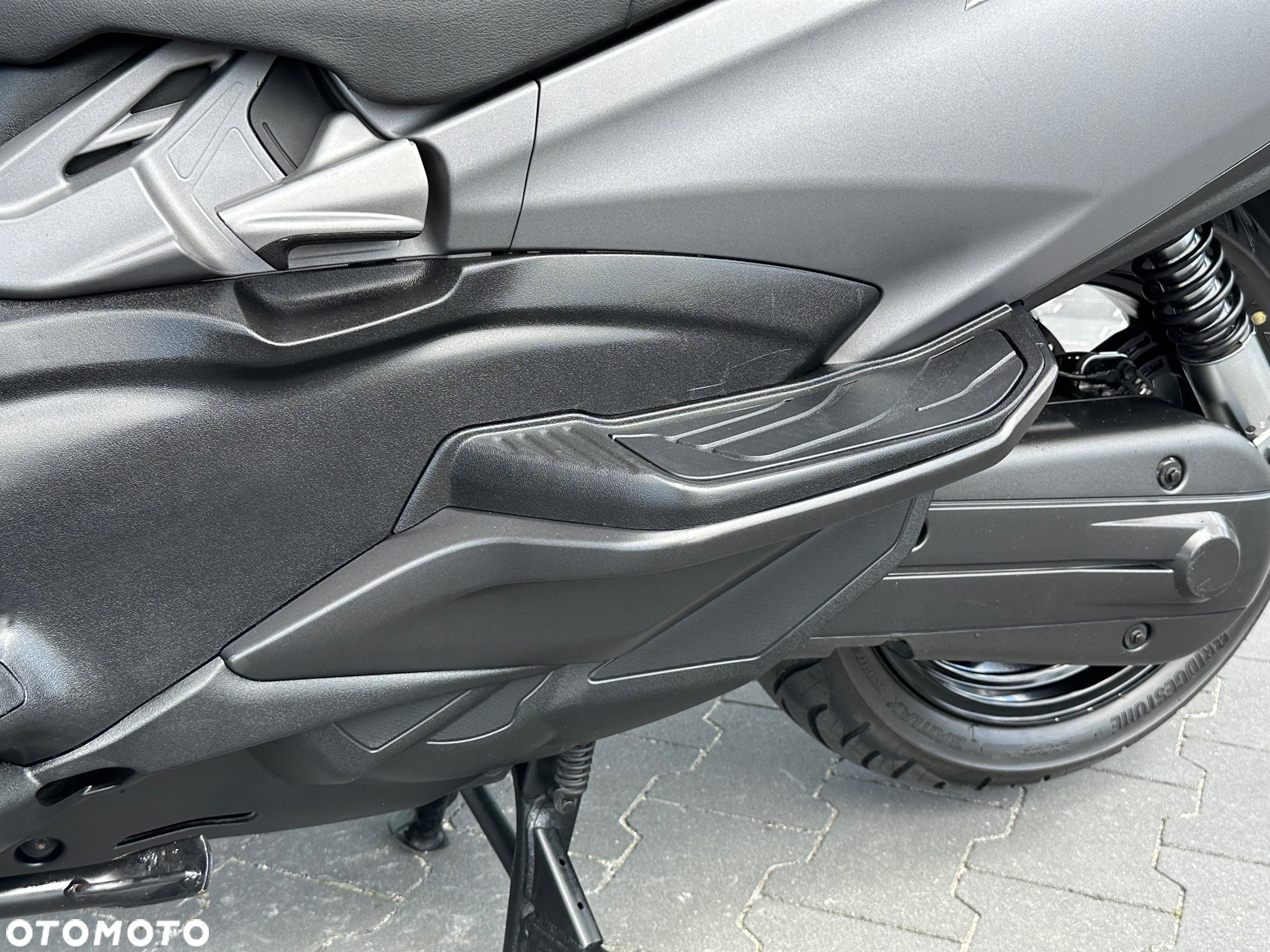 Suzuki Burgman - 37